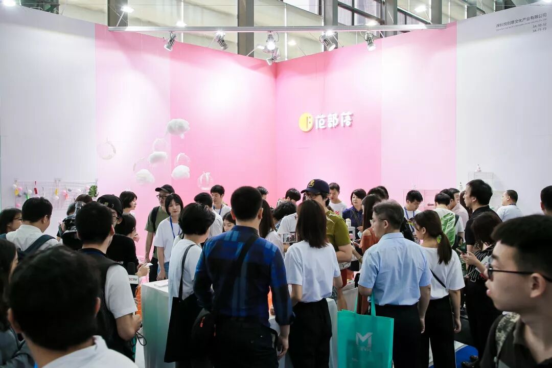 2019第27屆春季深圳禮品家居展開(kāi)幕 引領(lǐng)禮贈(zèng)行業(yè)新動(dòng)向