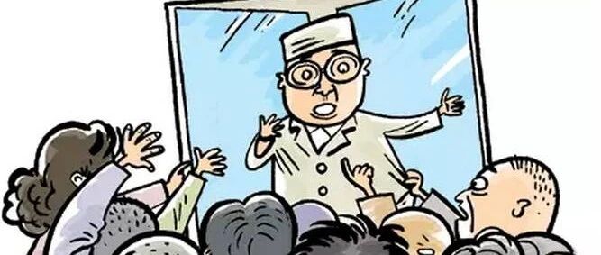 怒！抓医生脸、砸医生手机...一患者大闹急诊室！