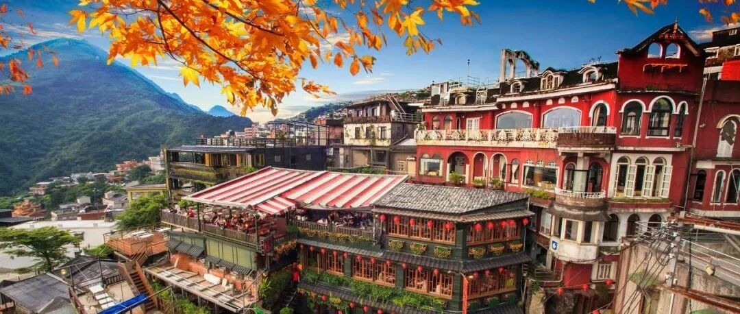 比重庆魔幻，比镰仓文艺，国内这座小城才是《千与千寻》的取景地