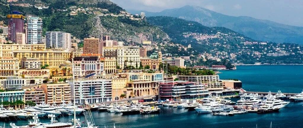 面积比颐和园还小，土豪却比迪拜还多，这个欧洲mini国，此生不去心不安！