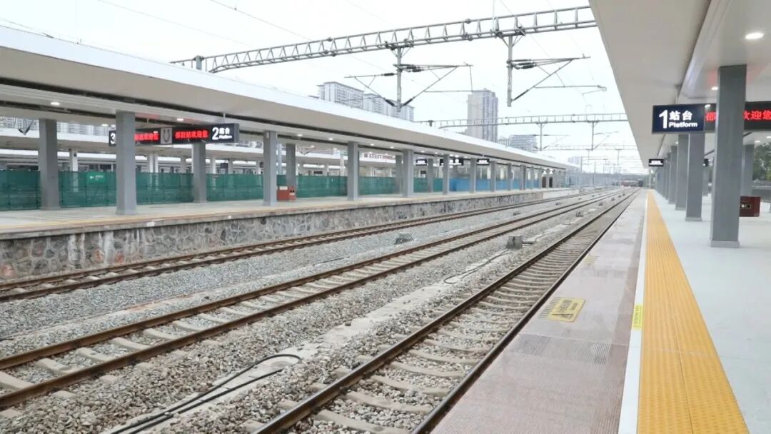 12站台开通上客邵阳站进入第三阶段施工