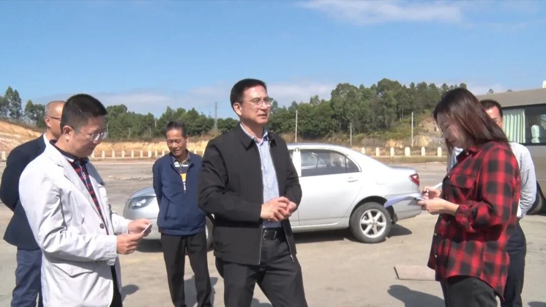 卓凛波率队督查重点项目建设进度