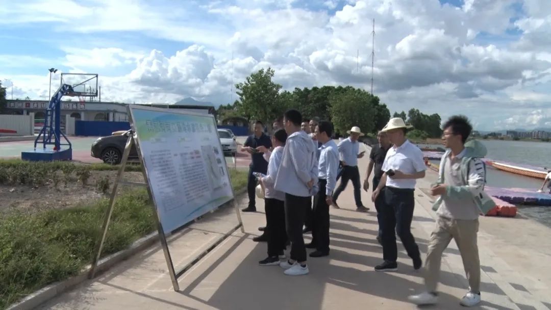 7月22日,省生态环境厅生态环境保护监察办公室主任赖海滨率队到我县