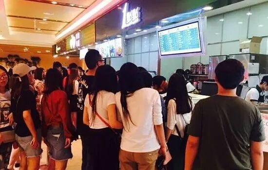 推荐10个小本钱小吃创业项目_小吃创业项目加盟_小吃创业好项目重庆华飞最好