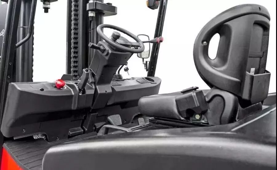 5.杭州叉車-J系列電動叉車8-10噸