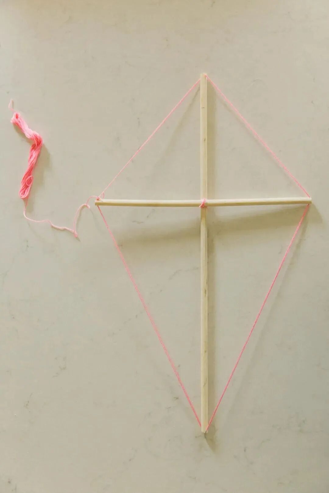 手工 | 手把手教你如何制做风筝，详细图解一看就会！