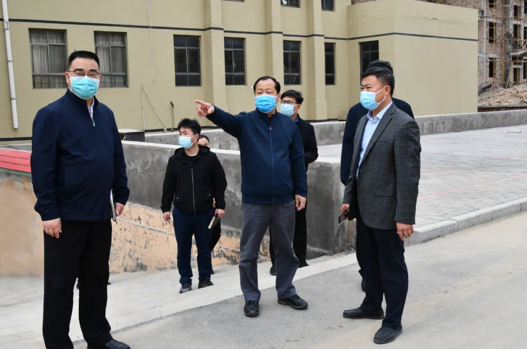 陈珍礼在磁县一线督导检查疫情防控和保通保畅工作