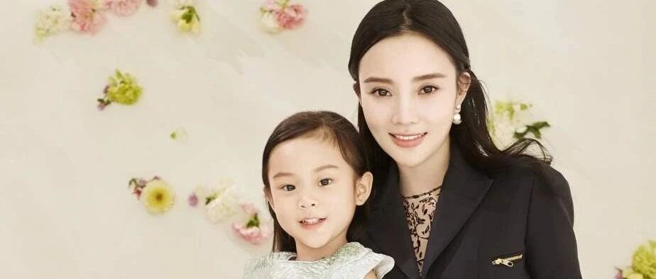 李小璐39岁生日礼物堆积成山，甜馨却尽显疲意引人心疼，真相反转……