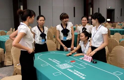 价值下注和诈唬之间的“鸿沟”