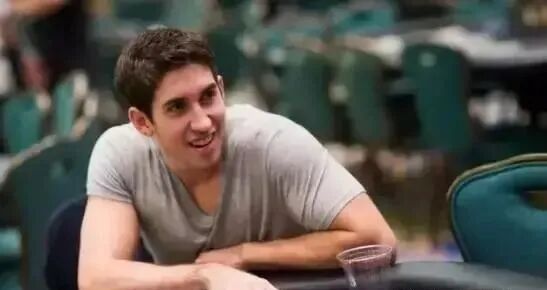 想要在德州扑克中取得成功？那你必须掌握这5个技能！