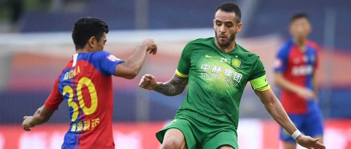 国安大胜，奥古斯托受伤送医，伤情曝光