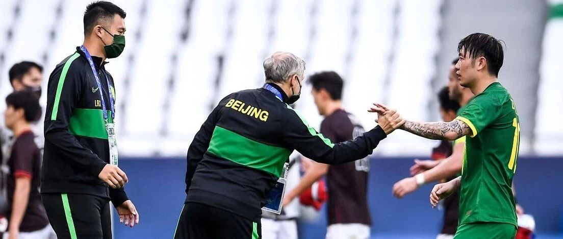 赢球也被喊下课，国安主帅不好当