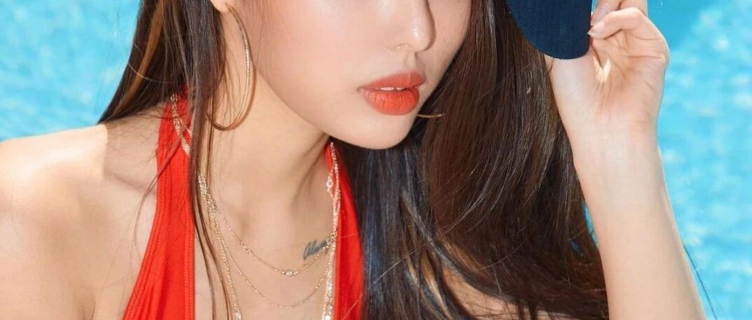 23岁“韩国周扬青”爆红ins：泫雅的脸、卡戴珊的身材…网友：这肉太会长了！