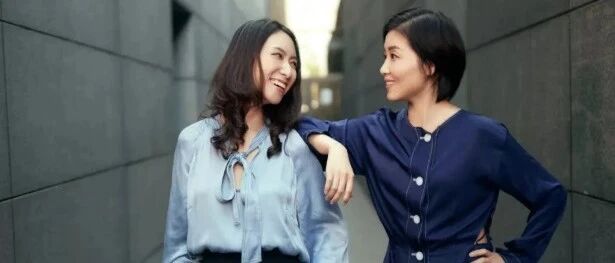 中国最牛闺蜜:18岁同上清华，一个42岁未婚成顶尖科学家，一个帮世界首富花钱