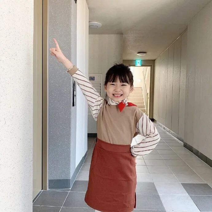 【萌娃】韩国“小宋慧乔”身高仅120cm，却成为23w网友的职场穿搭教科书（组图） - 53