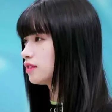 【美女】被全民吐槽照骗+绿茶，一年后竟靠脸美上热搜？网友：去哪换头了（组图） - 33