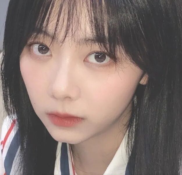 娱乐圈新晋“扫弟机”，30岁演高中生火上热搜？网友：这才是真·少女感！（组图） - 23