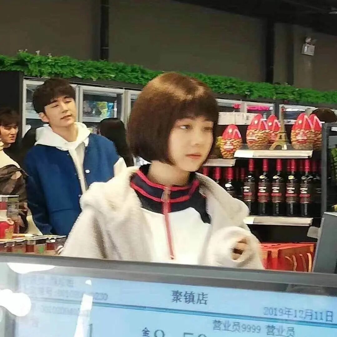娱乐圈新晋“扫弟机”，30岁演高中生火上热搜？网友：这才是真·少女感！（组图） - 17