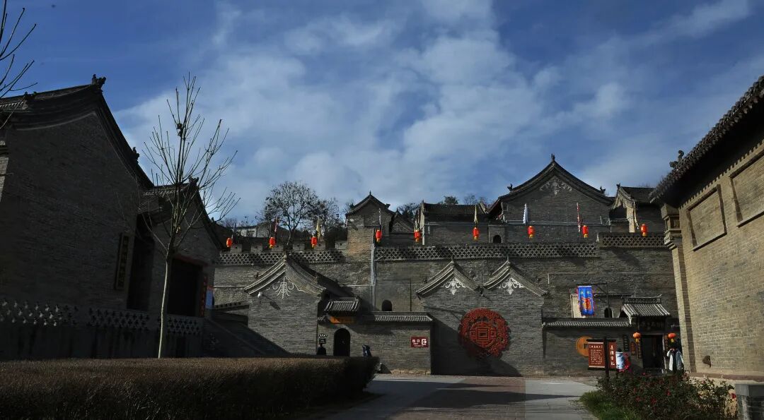 一园、一宅现春色