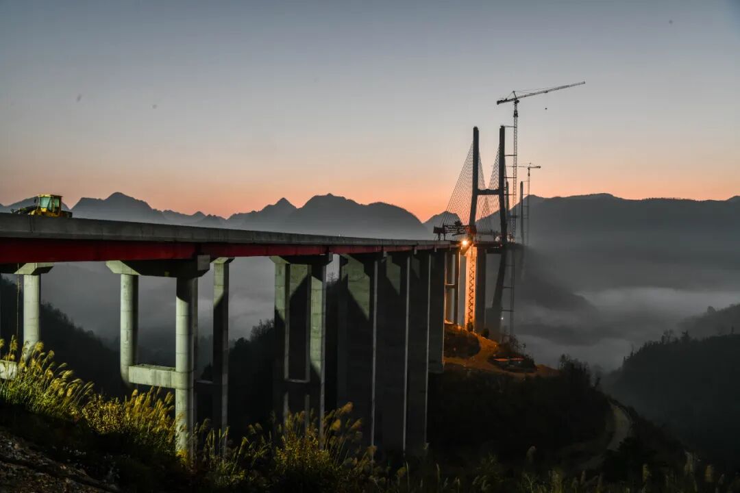 ǭ����һ���缶���ź������������ٹ�·Ԥ��6��ͨ��