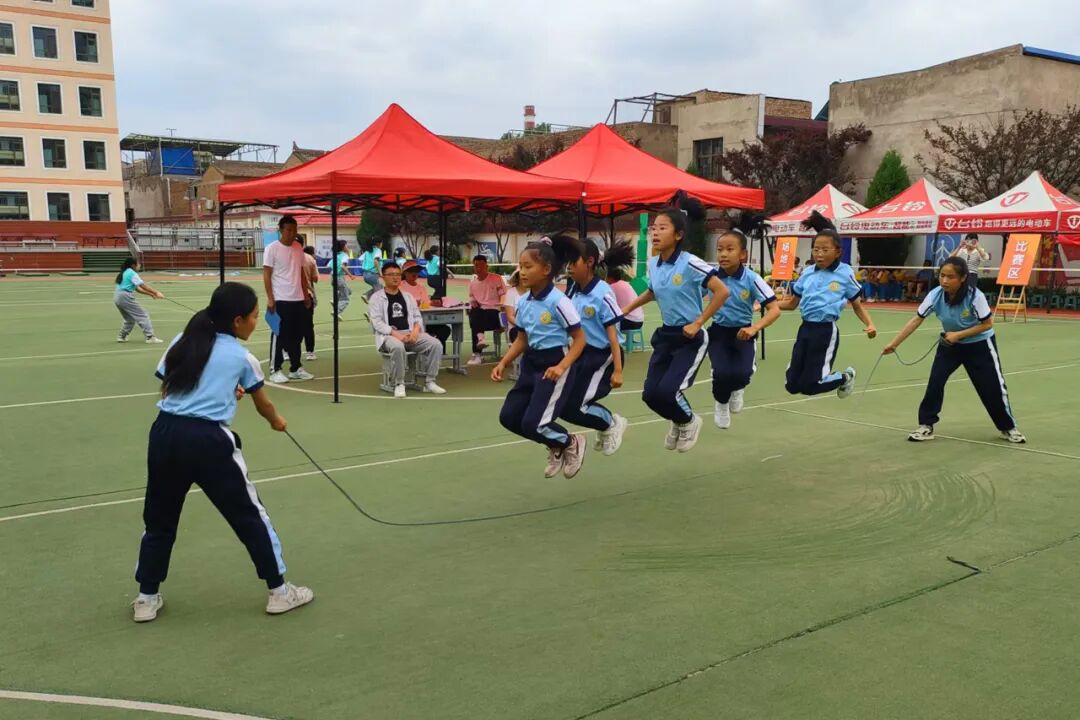 临洮县教育局举办全县小学生跳绳比赛活动