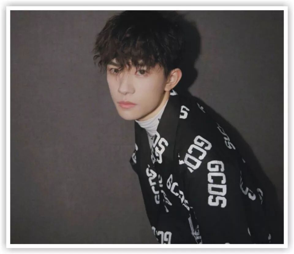 男人的发际线决定你的发型，胡歌杨洋朱一龙等明星的发型就是样板