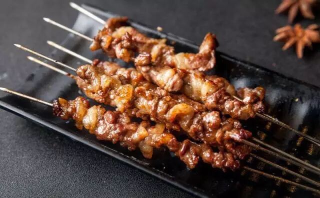 咳咳小哥,能给我来个梅雨天的freestyle吗?