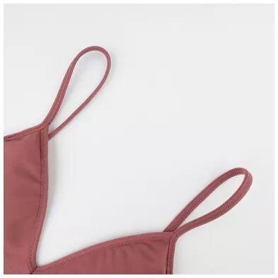 怎麼都拍不出 IG 上的泳裝美照？我看你是不會買泳衣！