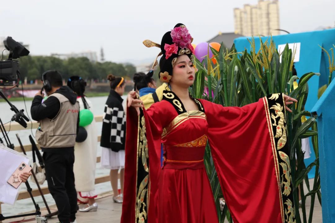 广元昭化古城女儿节图片