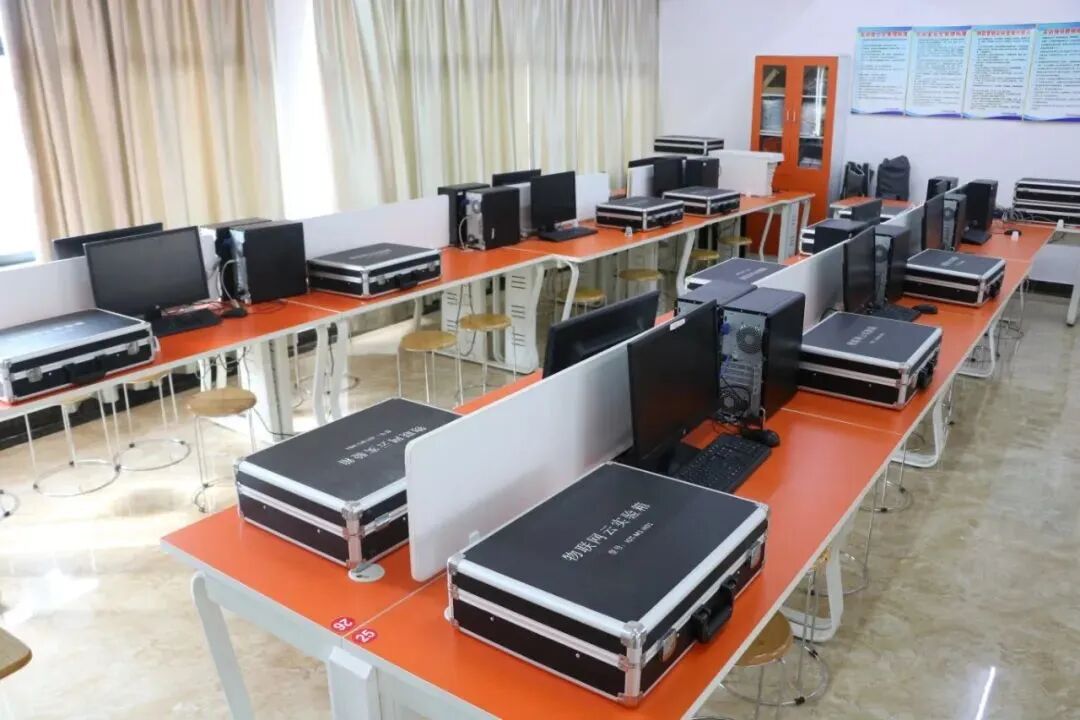 ��Ļ��ͼ 2025-08-11 213810.png