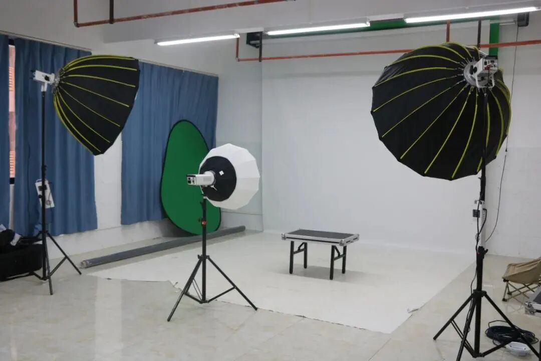 ��Ļ��ͼ 2025-08-11 213819.png