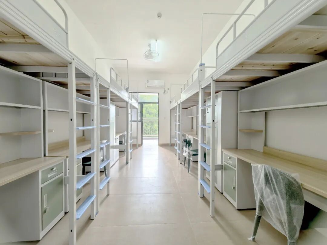 ��Ļ��ͼ 2025-08-08 232423.png