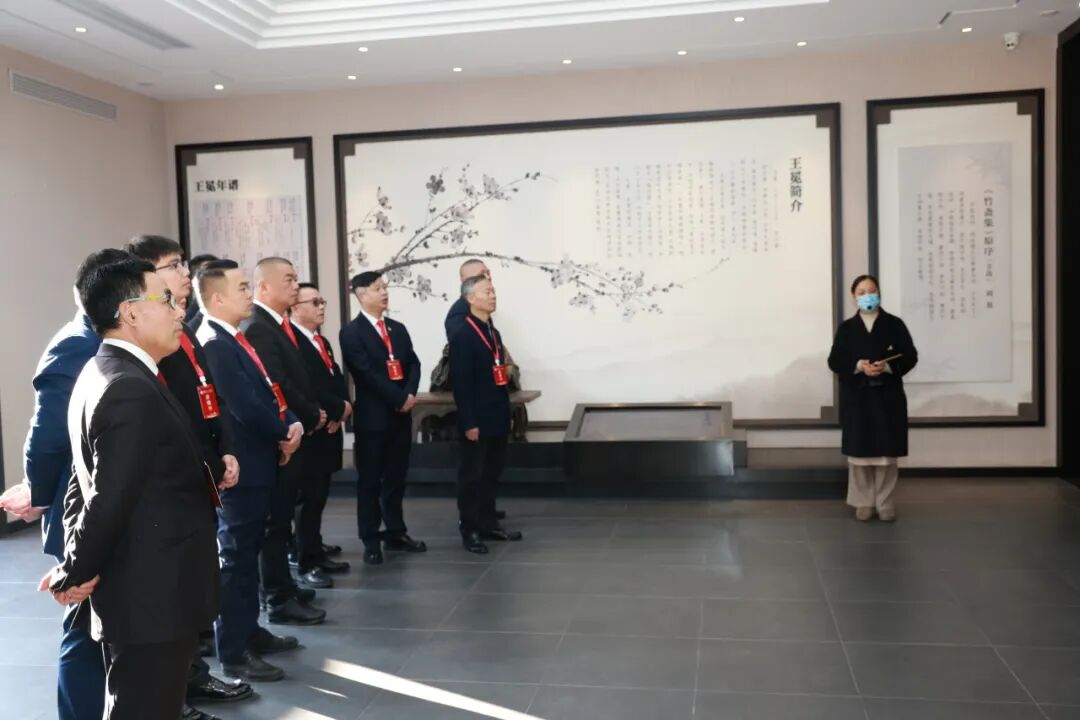 诸暨市清廉教育基地位于王冕故里"一一诸暨市枫桥镇栎桥村,基地以王冕