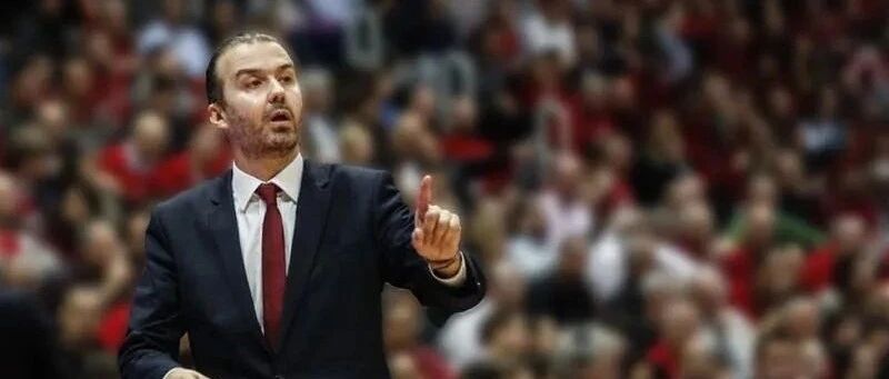 北京首钢迎新帅 意大利人帕亚加尼率队征战