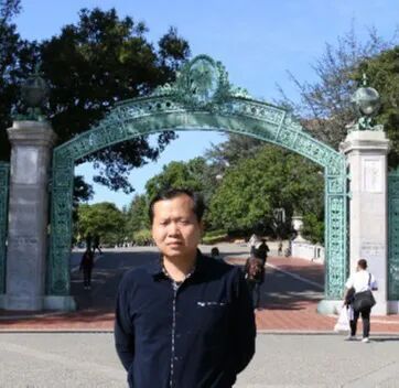 福州大学机械学院罗伟林教授，研究领域为船舶操纵性海洋运载器动力学与控制，参与多项省部级科学基金欢