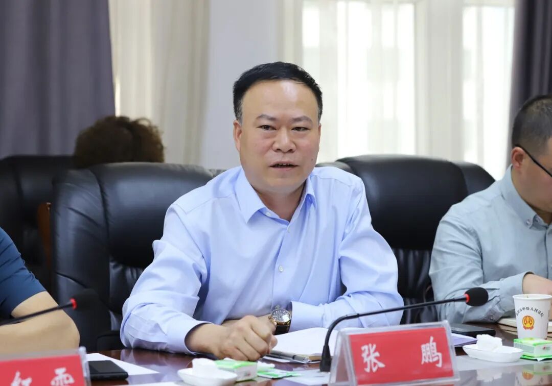 面对面交流 心连心聚力