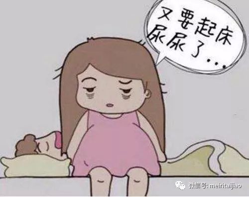 在家蹲着生孩子图片