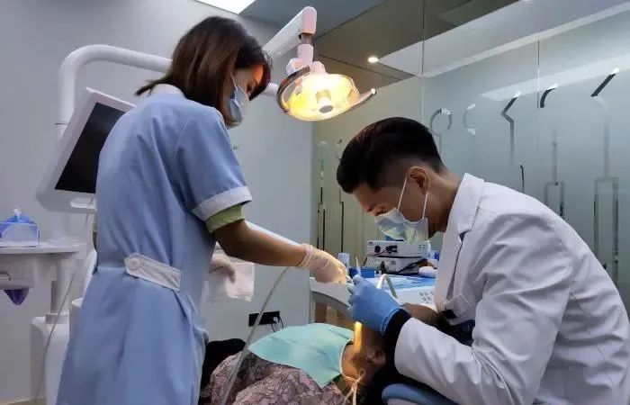 牙医学校_成都牙医_内地牙医 香港牙医