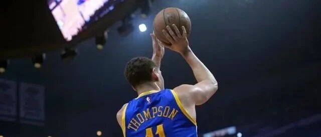 快看看谁来了！ 从重学走路到即将“妙手回春”！汤神自述13个月重启的人生