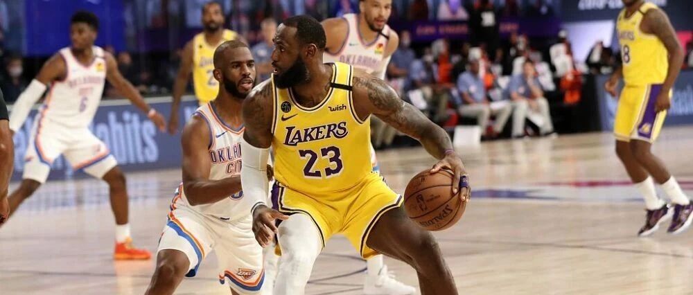 今天想聊聊保罗和湖人的那些往事.....