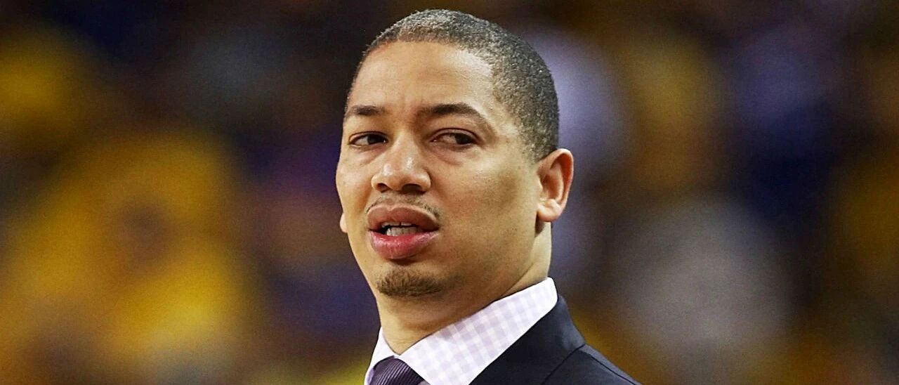 也许他不是最懂球的教练 但他一定是最懂球星的教练