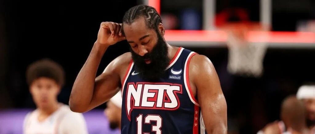 那个被球迷寄予厚望的前MVP，今被嘘声缠绕