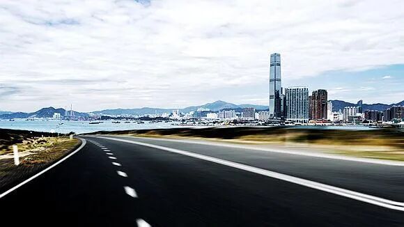 新世界发展拟19.02亿收购龙光交通广西子公司40%股权及债权