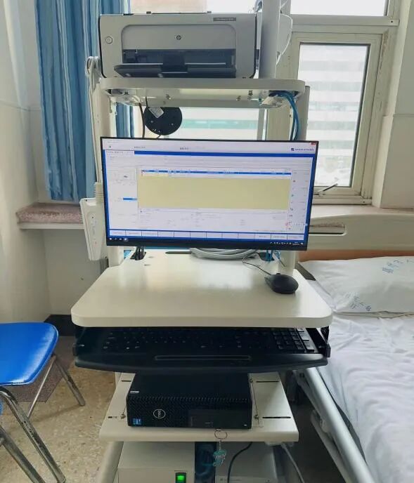 日本光电脑电图怎么样我院儿科成功开展儿童可移动长程高清数字网络视频脑电监测术_https://www.jmylbn.com_新闻资讯_第2张