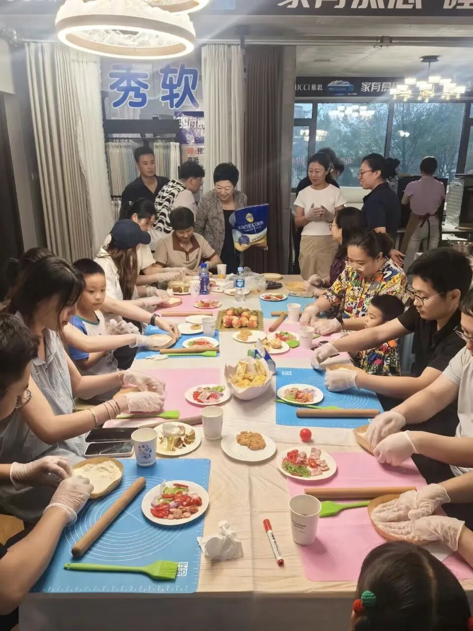 客户聚餐.jpg