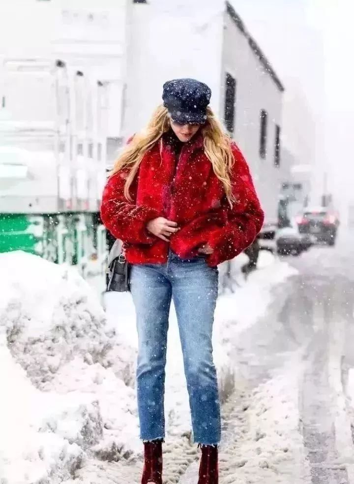 這個冬季你距離「瘦高美」，其實只差一件短外套搭配！ 時尚 第10張
