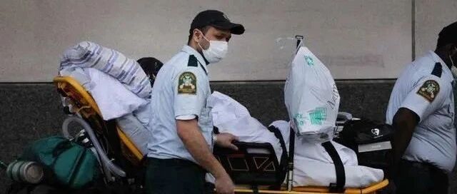 单日新增超5万！特朗普改口支持戴口罩