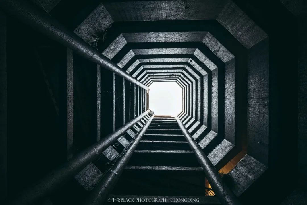 640