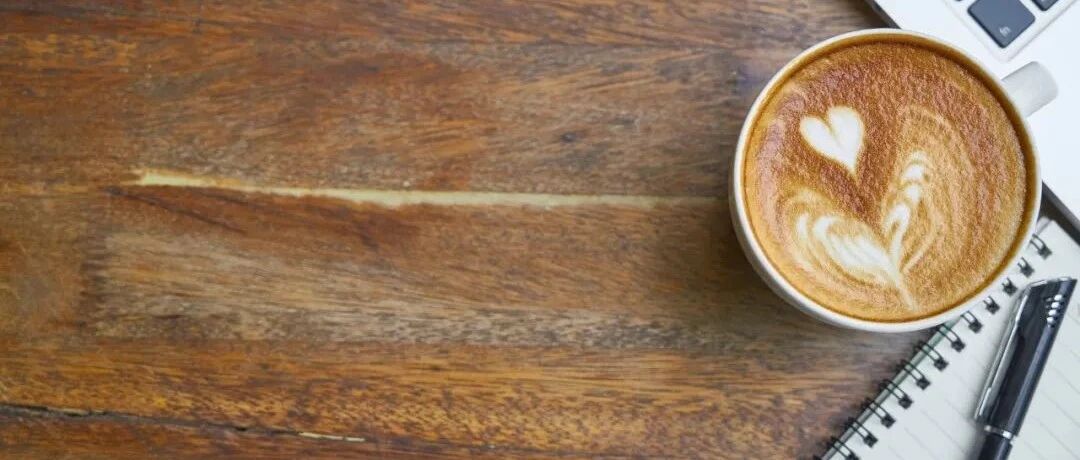 有房企亏损超百亿元、正荣求债务展期、恒大称将继续搞足球……|房企要闻锐评