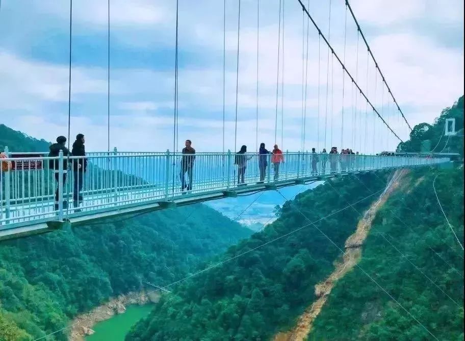 雅安市旅游景点推荐_雅安的旅游_雅安旅游胜地